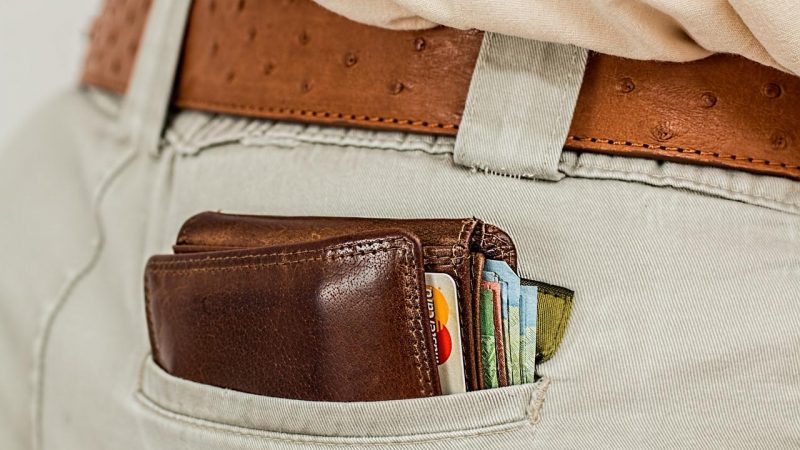 5 Best Wallet for Men From Top Brands