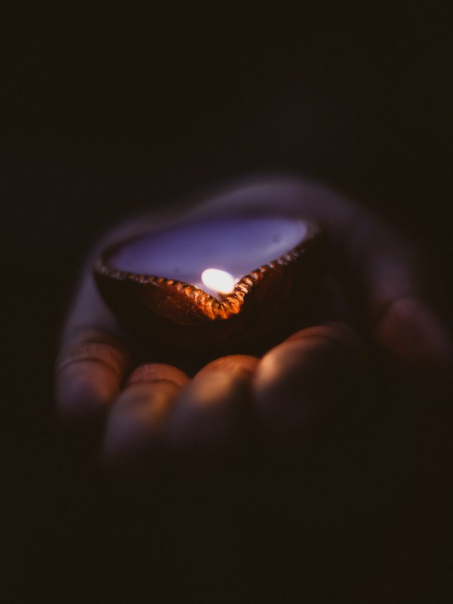 Best Diwali Gift Ideas to surprise your loved ones